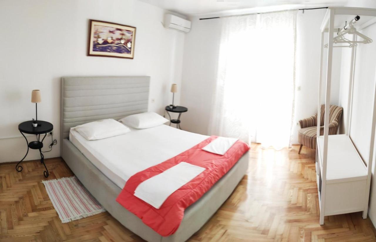 Olive Garden Apartment Hvar Town Bagian luar foto